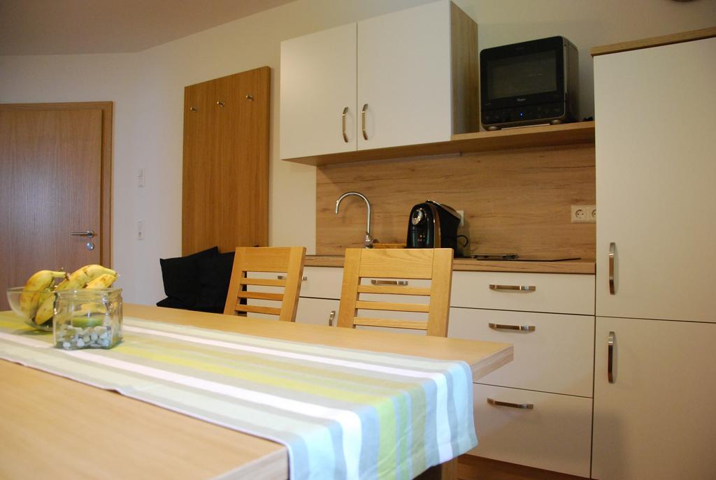 Haus Pflaum Apartamento Dellach im Drautal Exterior foto
